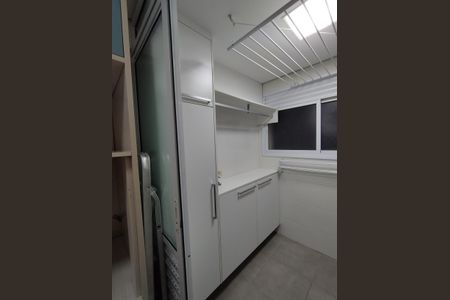 Apartamento à venda com 87m², 3 quartos e 2 vagas Apartamento à venda com 87m², 3 quartos e 2 vagasÁrea de Serviço