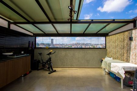 Apartamento à venda com 74m², 2 quartos e 1 vaga Apartamento à venda com 74m², 2 quartos e 1 vagaEspaço gourmet