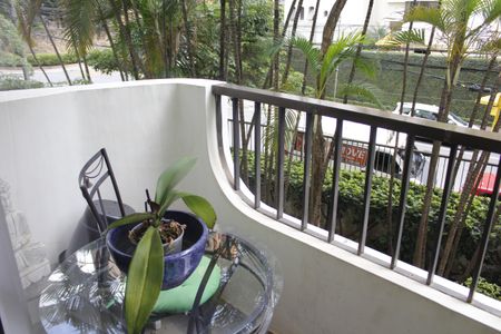 Apartamento à venda com 113m², 3 quartos e 1 vagaVaranda