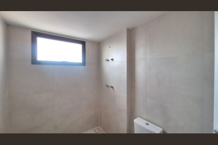 Apartamento para alugar com 190m², 4 quartos e 3 vagas Apartamento para alugar com 190m², 4 quartos e 3 vagasBanheiro da Suíte 4