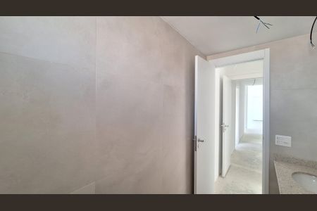 Apartamento para alugar com 190m², 4 quartos e 3 vagas Apartamento para alugar com 190m², 4 quartos e 3 vagasBanheiro da Suíte 3