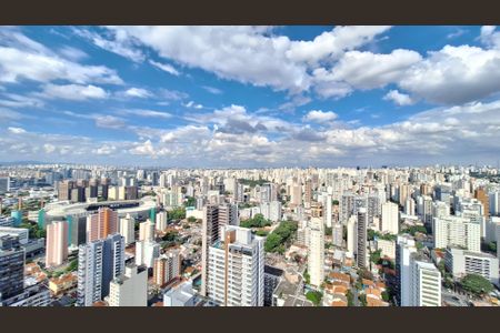 Apartamento para alugar com 190m², 4 quartos e 3 vagas Apartamento para alugar com 190m², 4 quartos e 3 vagasVista da Suíte 3