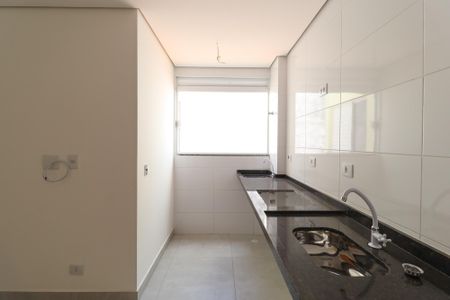Apartamento à venda com 27m², 1 quarto e sem vaga Apartamento à venda com 27m², 1 quarto e sem vagaCozinha e Área de serviço
