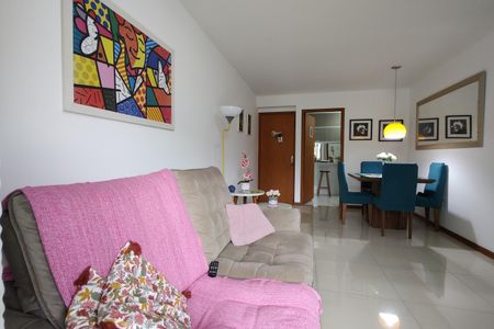 Apartamento à venda com 78m², 3 quartos e 1 vaga Apartamento à venda com 78m², 3 quartos e 1 vagaSala