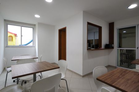 Apartamento à venda com 78m², 3 quartos e 1 vaga Apartamento à venda com 78m², 3 quartos e 1 vagaÁrea comum - Salão de festas