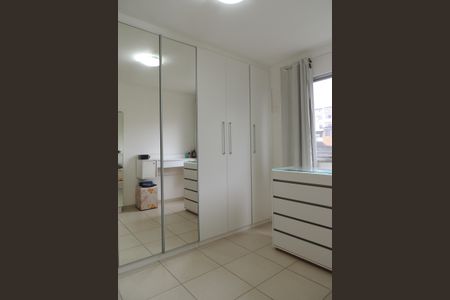 Apartamento à venda com 78m², 3 quartos e 1 vagaQuarto 2 - Armários