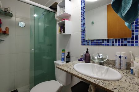 Apartamento à venda com 78m², 3 quartos e 1 vaga Apartamento à venda com 78m², 3 quartos e 1 vagaBanheiro da Suíte