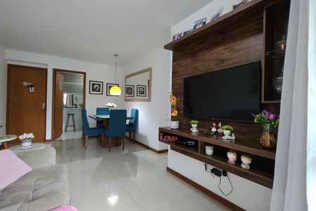 Apartamento à venda com 78m², 3 quartos e 1 vaga Apartamento à venda com 78m², 3 quartos e 1 vagaSala