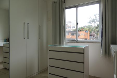 Apartamento à venda com 78m², 3 quartos e 1 vagaQuarto 2 - Armários