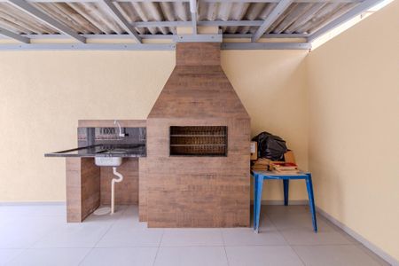 Apartamento à venda com 67m², 2 quartos e sem vagaÁrea comum - Churrasqueira