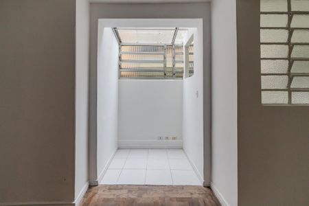 Apartamento à venda com 67m², 2 quartos e sem vagaSala