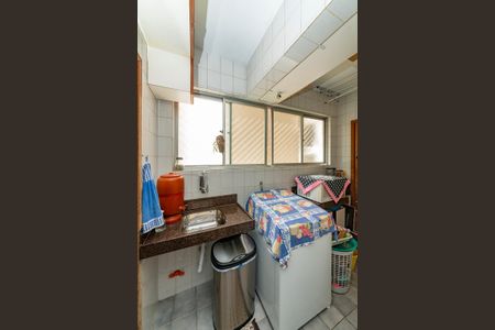 Apartamento à venda com 97m², 3 quartos e 3 vagas Apartamento à venda com 97m², 3 quartos e 3 vagasÁrea de Serviço