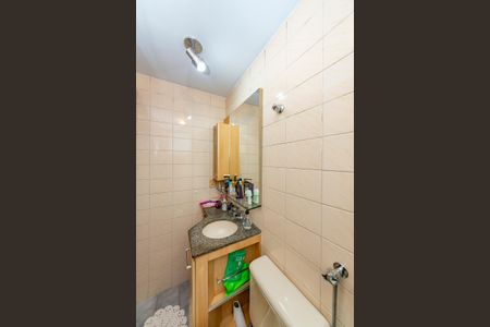 Apartamento à venda com 97m², 3 quartos e 3 vagas Apartamento à venda com 97m², 3 quartos e 3 vagasBanheiro da Suíte