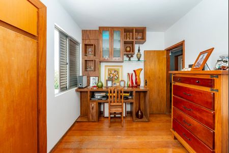 Apartamento à venda com 97m², 3 quartos e 3 vagas Apartamento à venda com 97m², 3 quartos e 3 vagasQuarto 1