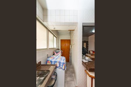 Apartamento à venda com 97m², 3 quartos e 3 vagas Apartamento à venda com 97m², 3 quartos e 3 vagasÁrea de Serviço