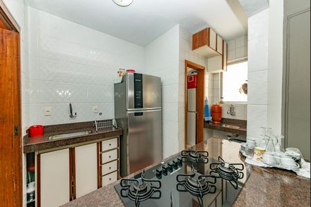 Apartamento à venda com 97m², 3 quartos e 3 vagas Apartamento à venda com 97m², 3 quartos e 3 vagasCozinha