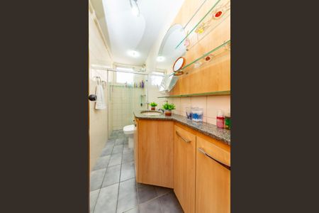 Apartamento à venda com 97m², 3 quartos e 3 vagas Apartamento à venda com 97m², 3 quartos e 3 vagasBanheiro Social