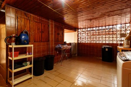 Casa à venda com 159m², 3 quartos e 1 vaga Casa à venda com 159m², 3 quartos e 1 vagaÁrea de Serviço