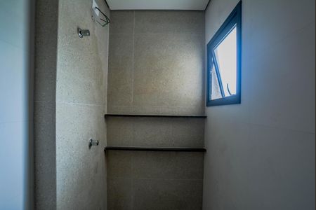 Apartamento à venda com 122m², 2 quartos e 2 vagas Apartamento à venda com 122m², 2 quartos e 2 vagasBanheiro Social