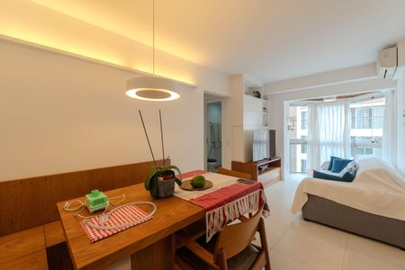 Apartamento à venda com 60m², 2 quartos e 1 vagaSala