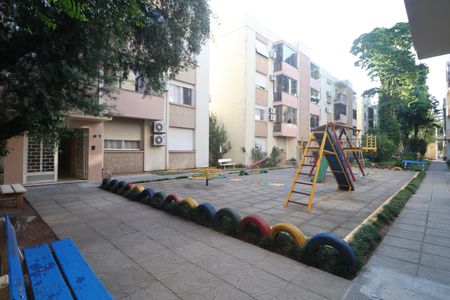 Apartamento à venda com 52m², 1 quarto e sem vagaÁrea comum - Playground