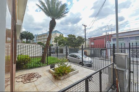Casa à venda com 172m², 3 quartos e 2 vagas Casa à venda com 172m², 3 quartos e 2 vagasJardim
