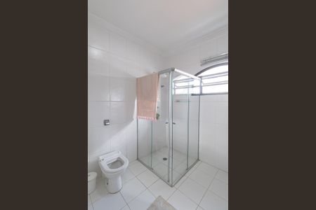 Casa à venda com 350m², 4 quartos e 6 vagasBanheiro Suíte 3