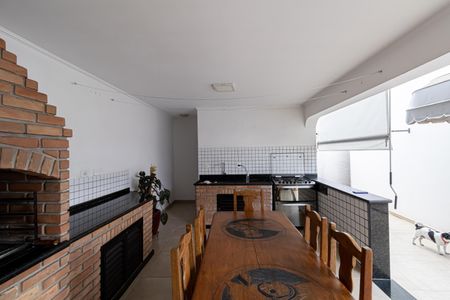 Casa à venda com 350m², 4 quartos e 6 vagasÁrea Gourmet