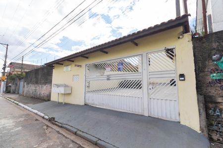 Casa de condomínio à venda com 60m², 2 quartos e 1 vaga Casa de condomínio à venda com 60m², 2 quartos e 1 vagaFachada do condomínio