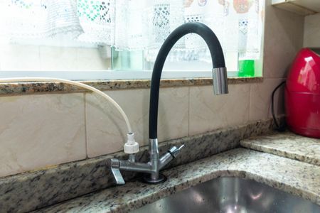 Casa de condomínio à venda com 60m², 2 quartos e 1 vaga Casa de condomínio à venda com 60m², 2 quartos e 1 vagaCozinha - Torneira