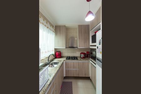 Casa de condomínio à venda com 60m², 2 quartos e 1 vaga Casa de condomínio à venda com 60m², 2 quartos e 1 vagaCozinha