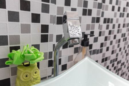 Casa de condomínio à venda com 60m², 2 quartos e 1 vaga Casa de condomínio à venda com 60m², 2 quartos e 1 vagaLavabo