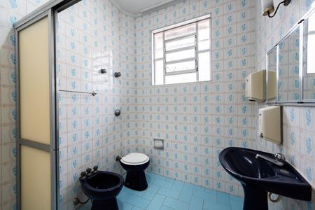 Casa para alugar com 150m², 3 quartos e 2 vagasBanheiro