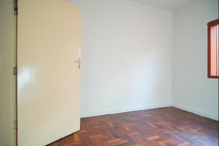 Casa para alugar com 130m², 3 quartos e 2 vagasQuarto 2