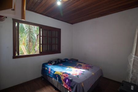 Casa à venda com 280m², 3 quartos e 2 vagas Casa à venda com 280m², 3 quartos e 2 vagasQuarto 2