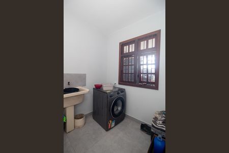 Casa à venda com 280m², 3 quartos e 2 vagas Casa à venda com 280m², 3 quartos e 2 vagasÁrea de Serviço