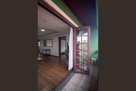 Casa à venda com 280m², 3 quartos e 2 vagas Casa à venda com 280m², 3 quartos e 2 vagasVaranda do Quarto 2