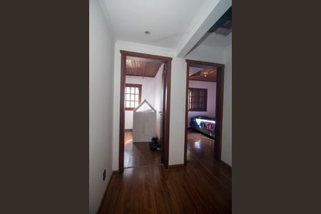 Casa à venda com 280m², 3 quartos e 2 vagas Casa à venda com 280m², 3 quartos e 2 vagasCorredor