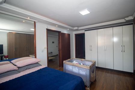 Casa à venda com 280m², 3 quartos e 2 vagas Casa à venda com 280m², 3 quartos e 2 vagasSuíte