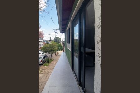 Casa à venda com 280m², 3 quartos e 2 vagas Casa à venda com 280m², 3 quartos e 2 vagasVaranda