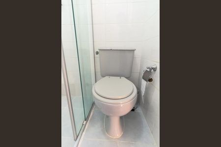 Apartamento à venda com 76m², 3 quartos e 2 vagas Apartamento à venda com 76m², 3 quartos e 2 vagasBanheiro da Suíte