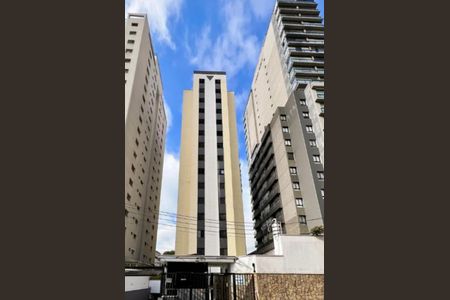 Apartamento à venda com 76m², 3 quartos e 2 vagas Apartamento à venda com 76m², 3 quartos e 2 vagasFachada