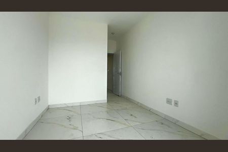 Casa à venda com 80m², 2 quartos e 2 vagas