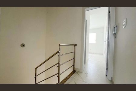 Casa à venda com 80m², 2 quartos e 2 vagas