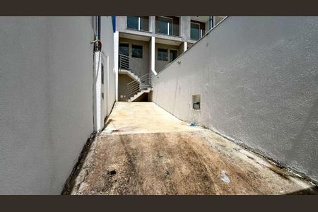 Casa à venda com 80m², 2 quartos e 2 vagas