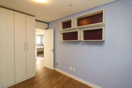 Casa de condomínio à venda com 175m², 3 quartos e 2 vagas Casa de condomínio à venda com 175m², 3 quartos e 2 vagasQuarto 1
