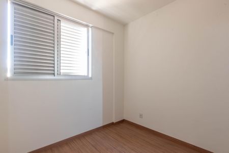 Apartamento à venda com 95m², 3 quartos e 2 vagas Apartamento à venda com 95m², 3 quartos e 2 vagasQuarto 1