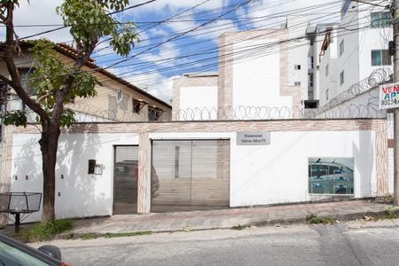 Apartamento à venda com 60m², 2 quartos e 1 vagaFachada