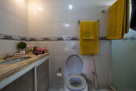Apartamento à venda com 78m², 2 quartos e 1 vaga Apartamento à venda com 78m², 2 quartos e 1 vagaBanheiro Suite