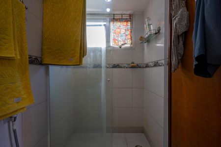Apartamento à venda com 78m², 2 quartos e 1 vaga Apartamento à venda com 78m², 2 quartos e 1 vagaBanheiro Suite